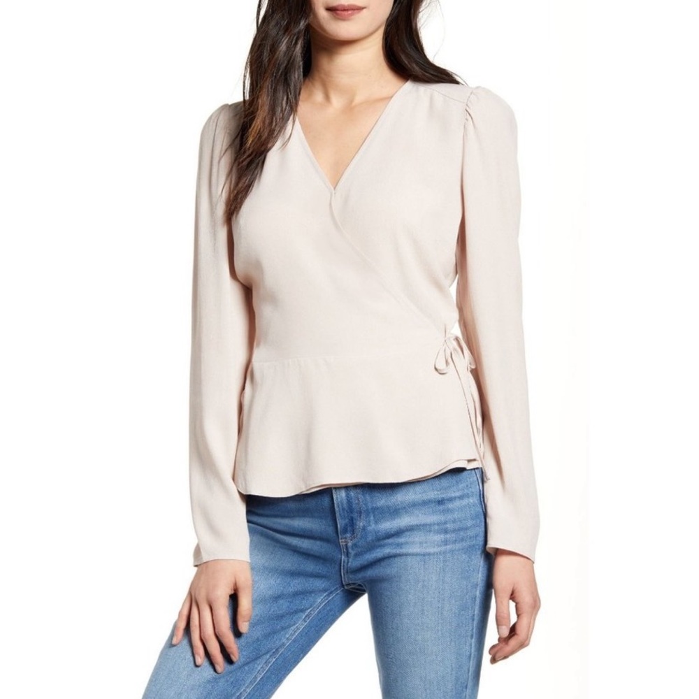 NWOT $69 Chelsea 28 Tan Memoir Wrap Tie Top Blouse Medium